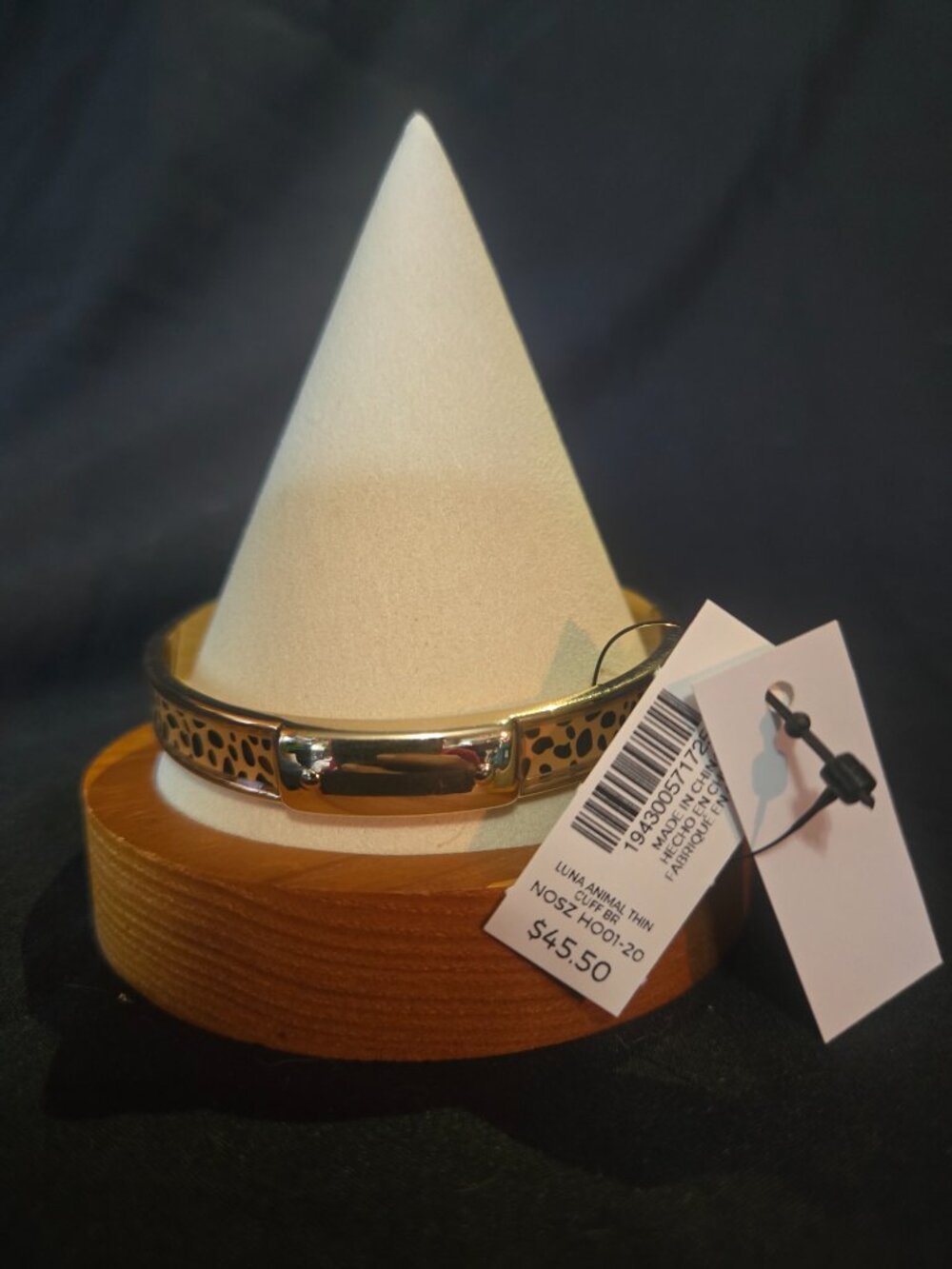 Chico's NWT Gold Tone Animal Print Slim Bangle Bracelet - Picture 4 of 6